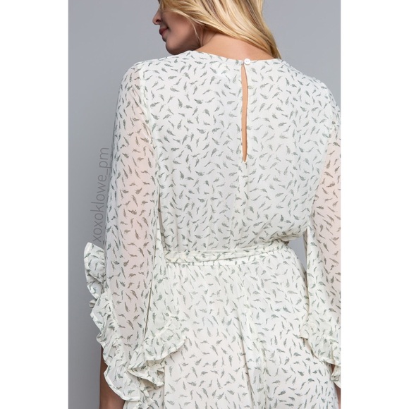 POL Ivory Ditzy Leaf V Neck 3/4 Sleeve Tie Waist Ruffle Romper - Picture 10 of 13